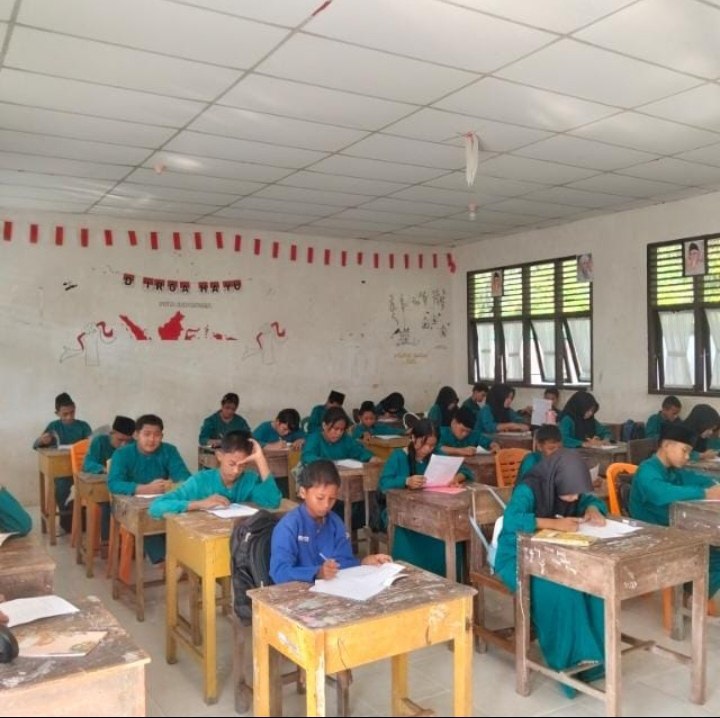 Foto Kelas 9C SMP Negeri 2 Lubuk Dalam