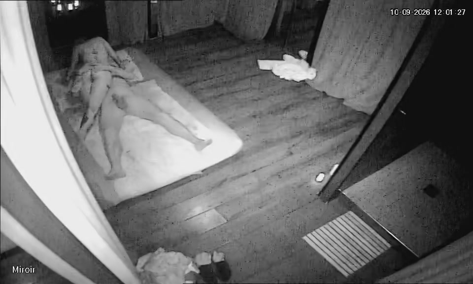 Hidden Voyeur 2 — 2M (22) — screenshot 2