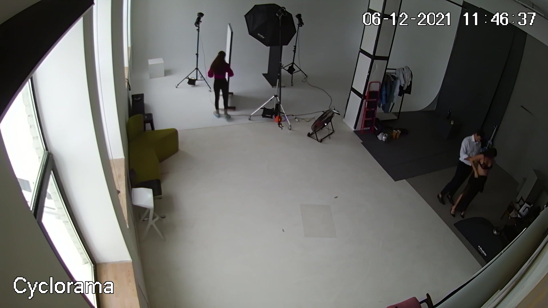 Hidden Voyeur 2 — 4_5773792091553404236 — screenshot 2