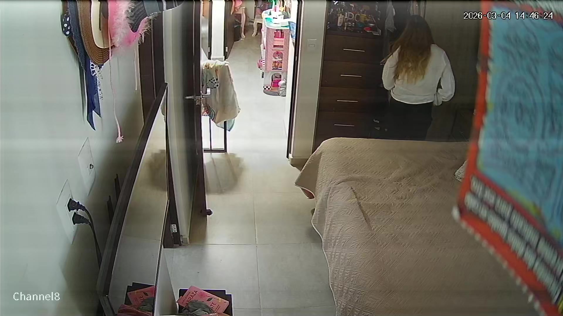 Hidden Voyeur 2 — 1_5010563148785125365 — screenshot 2