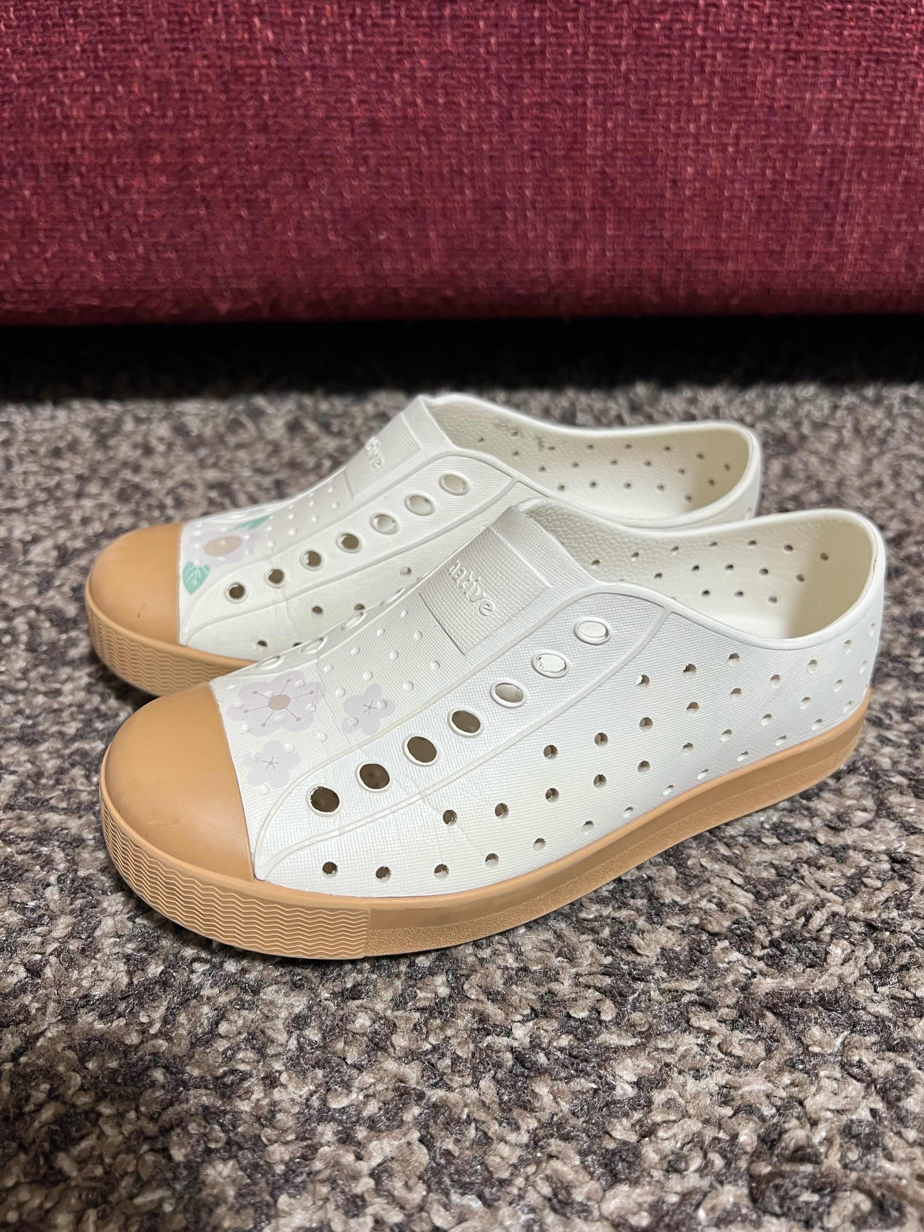 [出售] 全國 Native C11 C12 - 看板BabyProducts - PTT網頁版