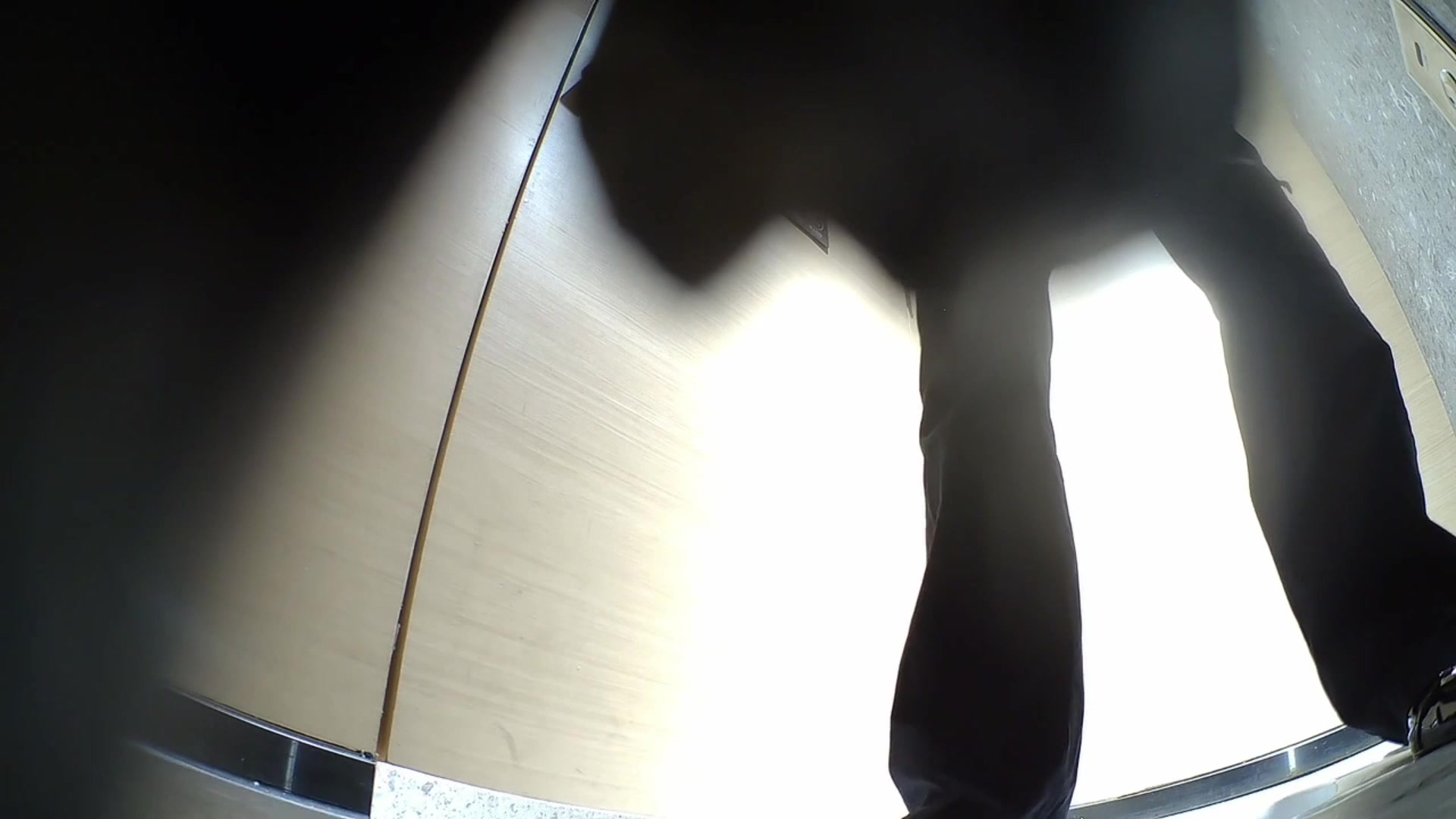 Toilet Spy — 0428(11) — screenshot 2