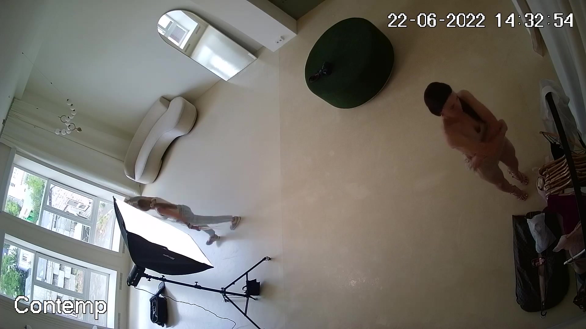 Hidden Voyeur 2 — 4_5773792091553404212 — screenshot 2