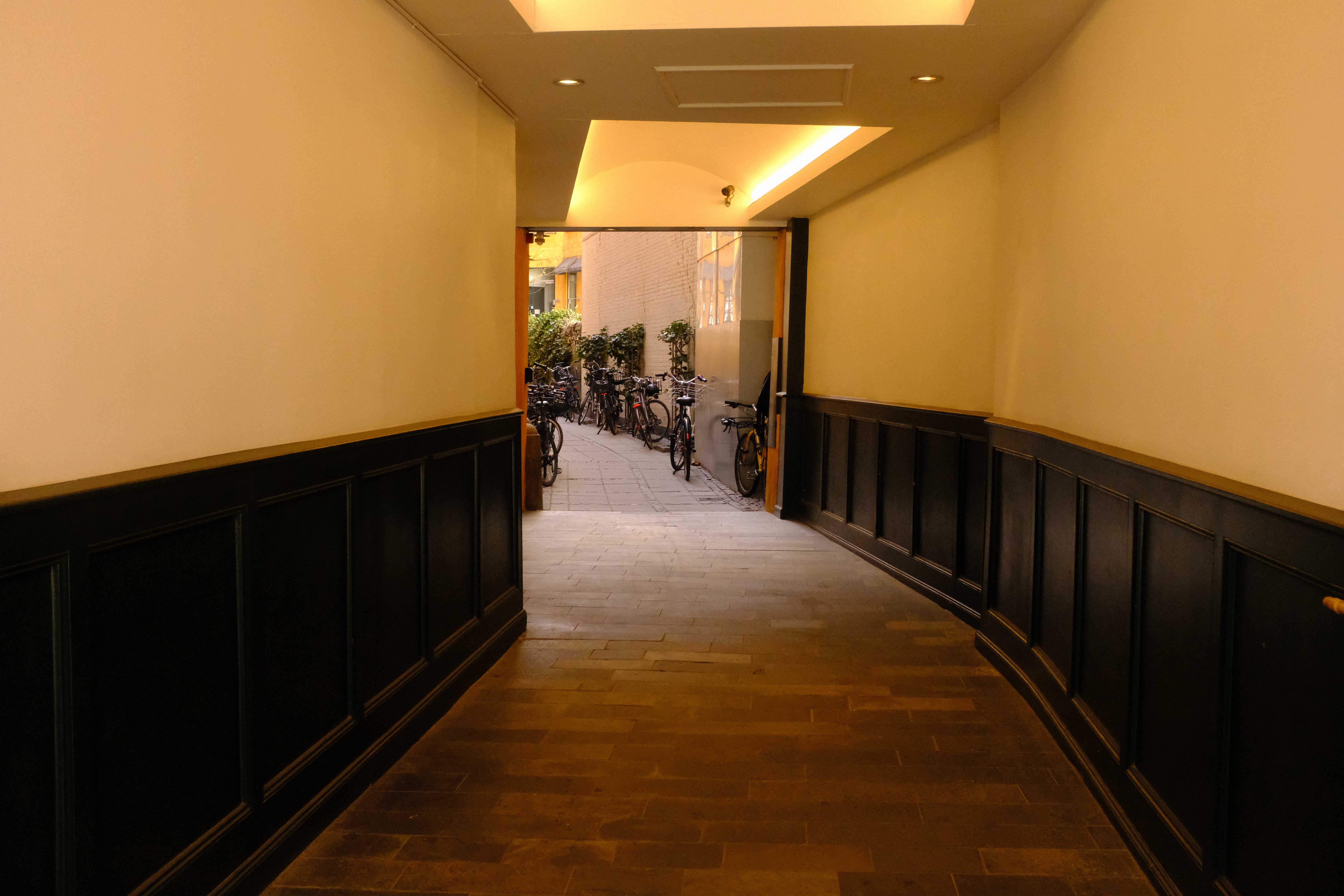 courtyard|658