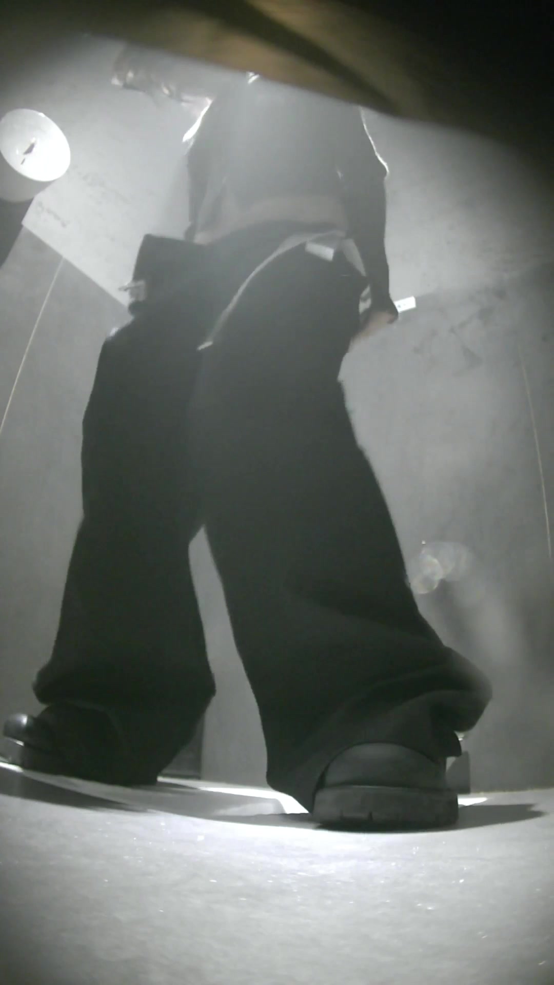Toilet Spy — 0130(9) — screenshot 2