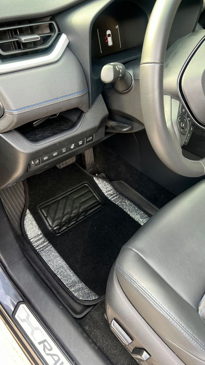 Custom floor mats