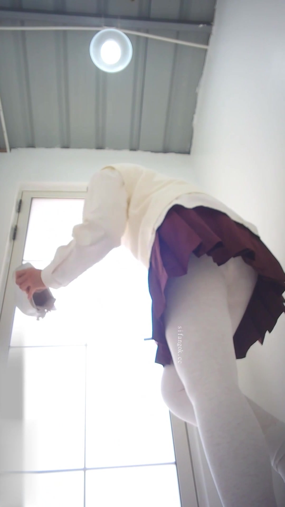 Toilet Spy — 0310(157) — screenshot 2
