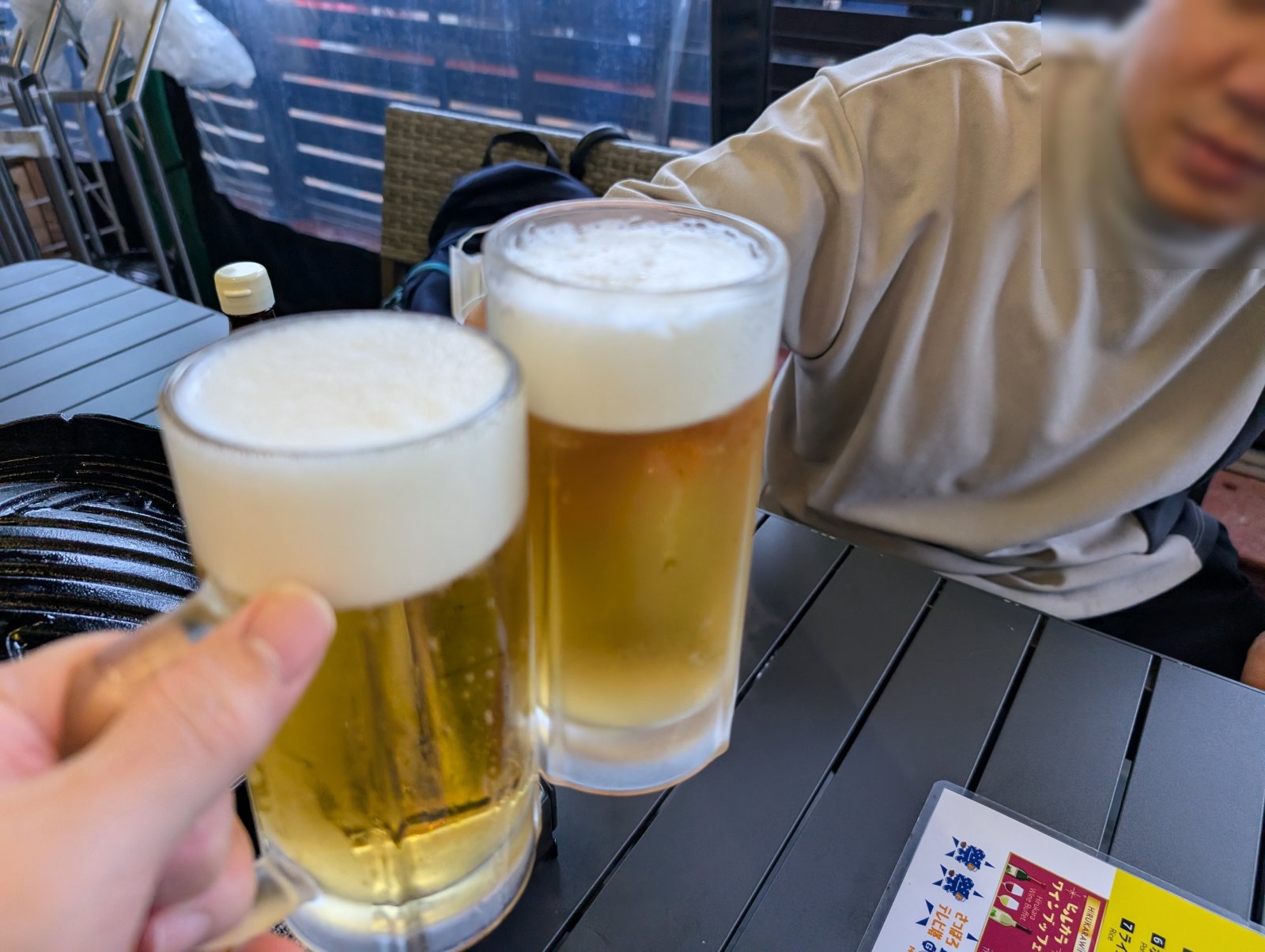 サッポロクラシックのジョッキ2杯で乾杯