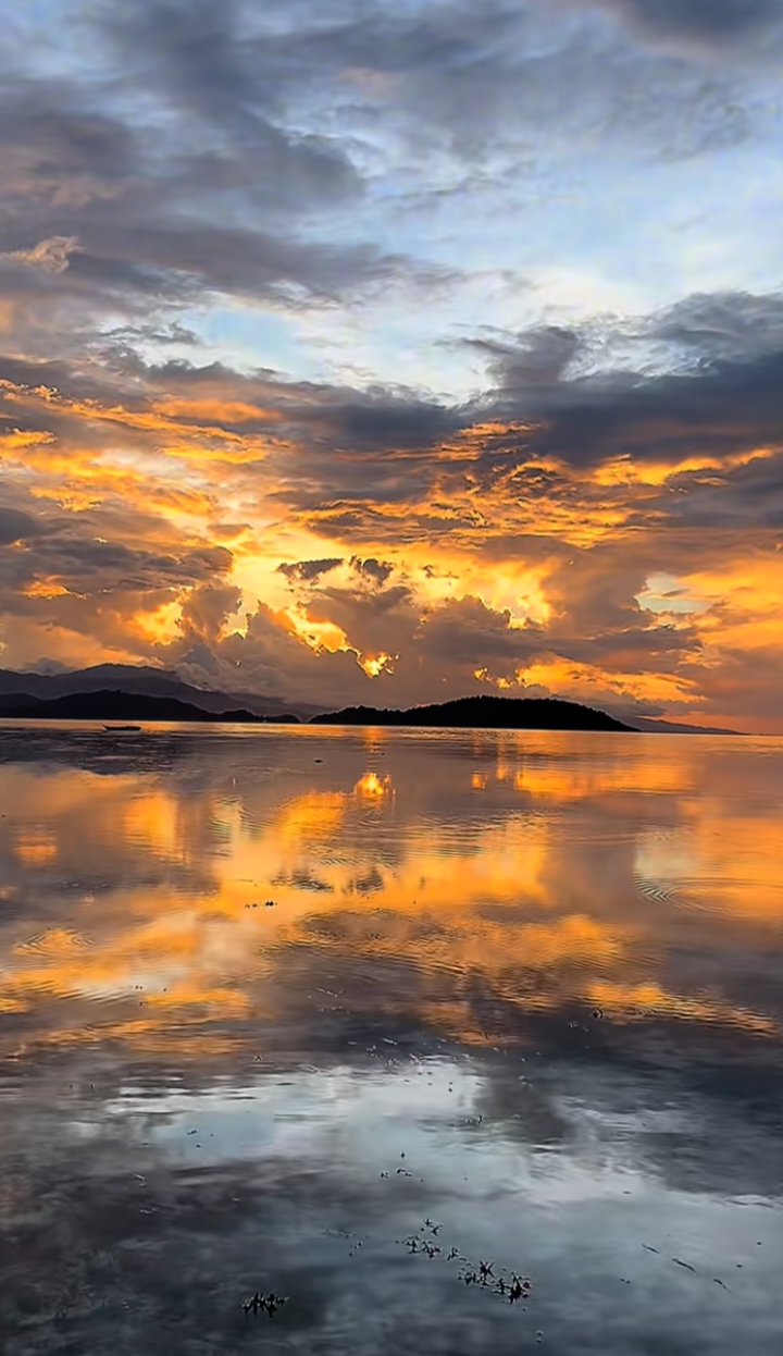 SUNSET BARU