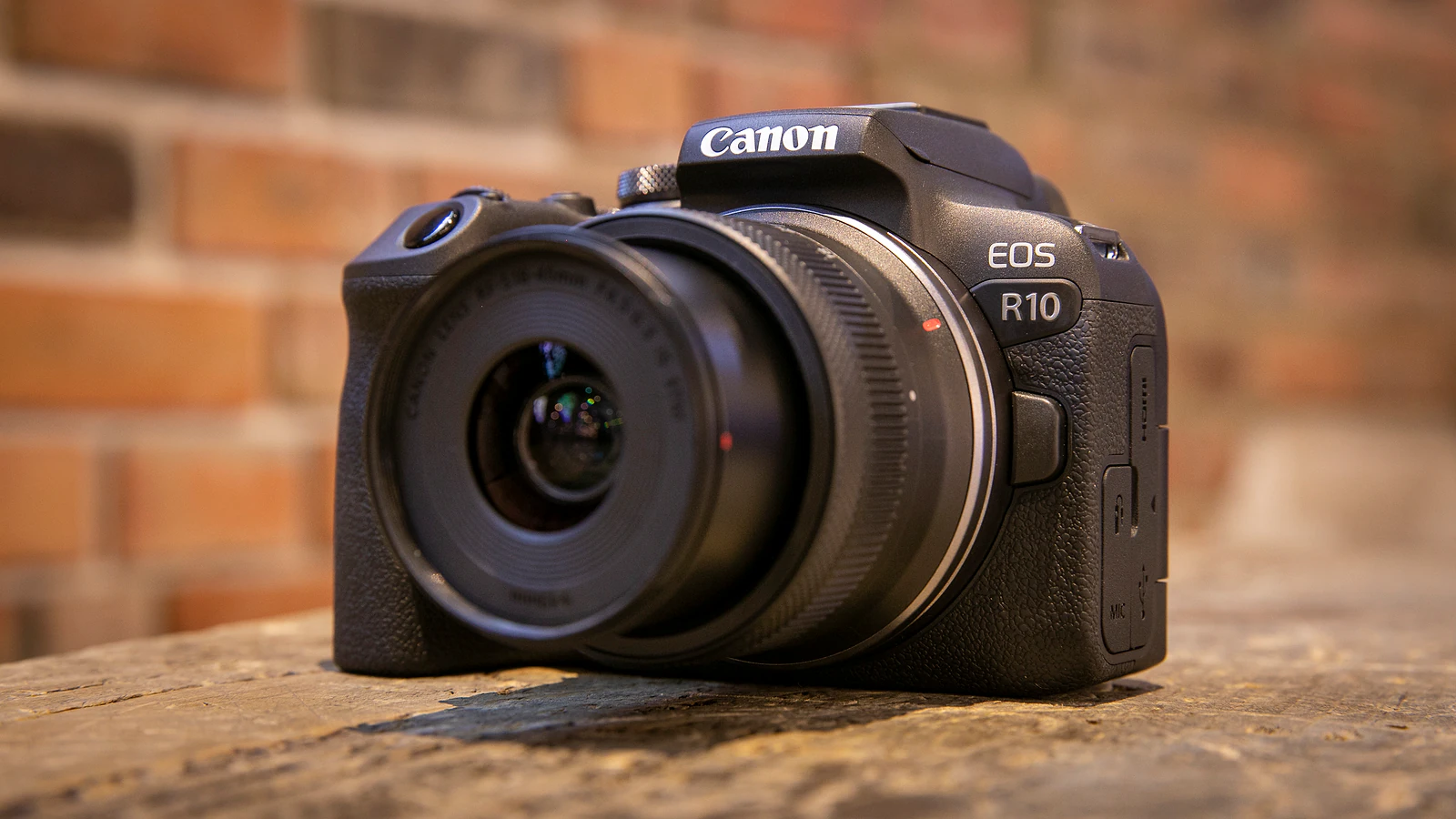 Top Máy Ảnh Bán Chạy Nhật Bản: Sony A7 V Độc Chiếm Full-Frame! - Hình 2