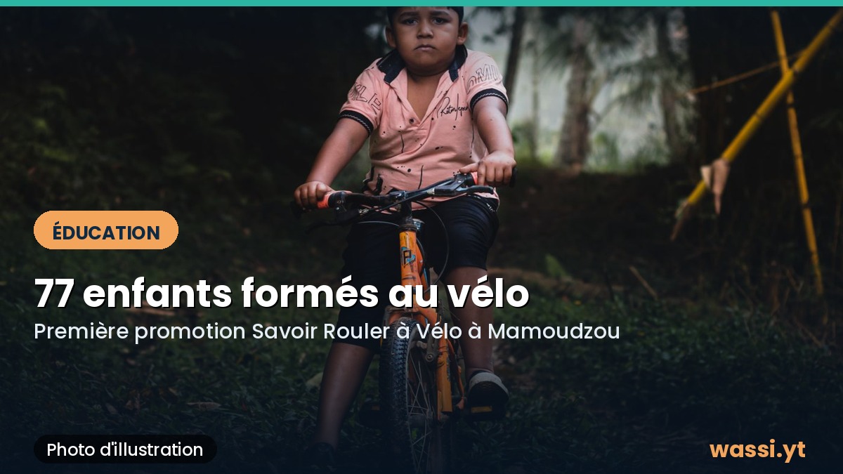 Vélo à Mamoudzou : 77 enfants reçoivent leur attestation de sécurité routière