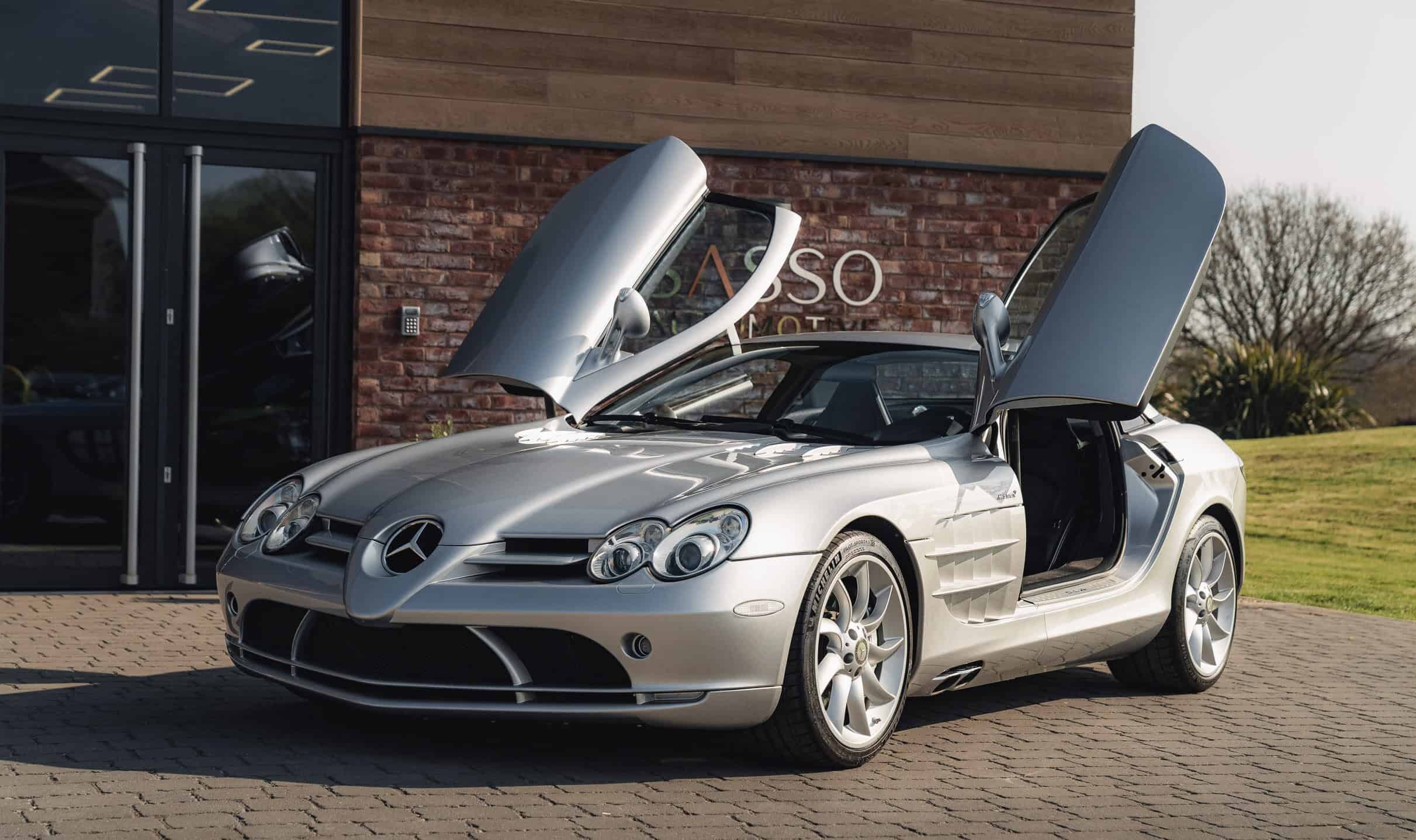 MERCEDES-BENZ SLR MCLAREN