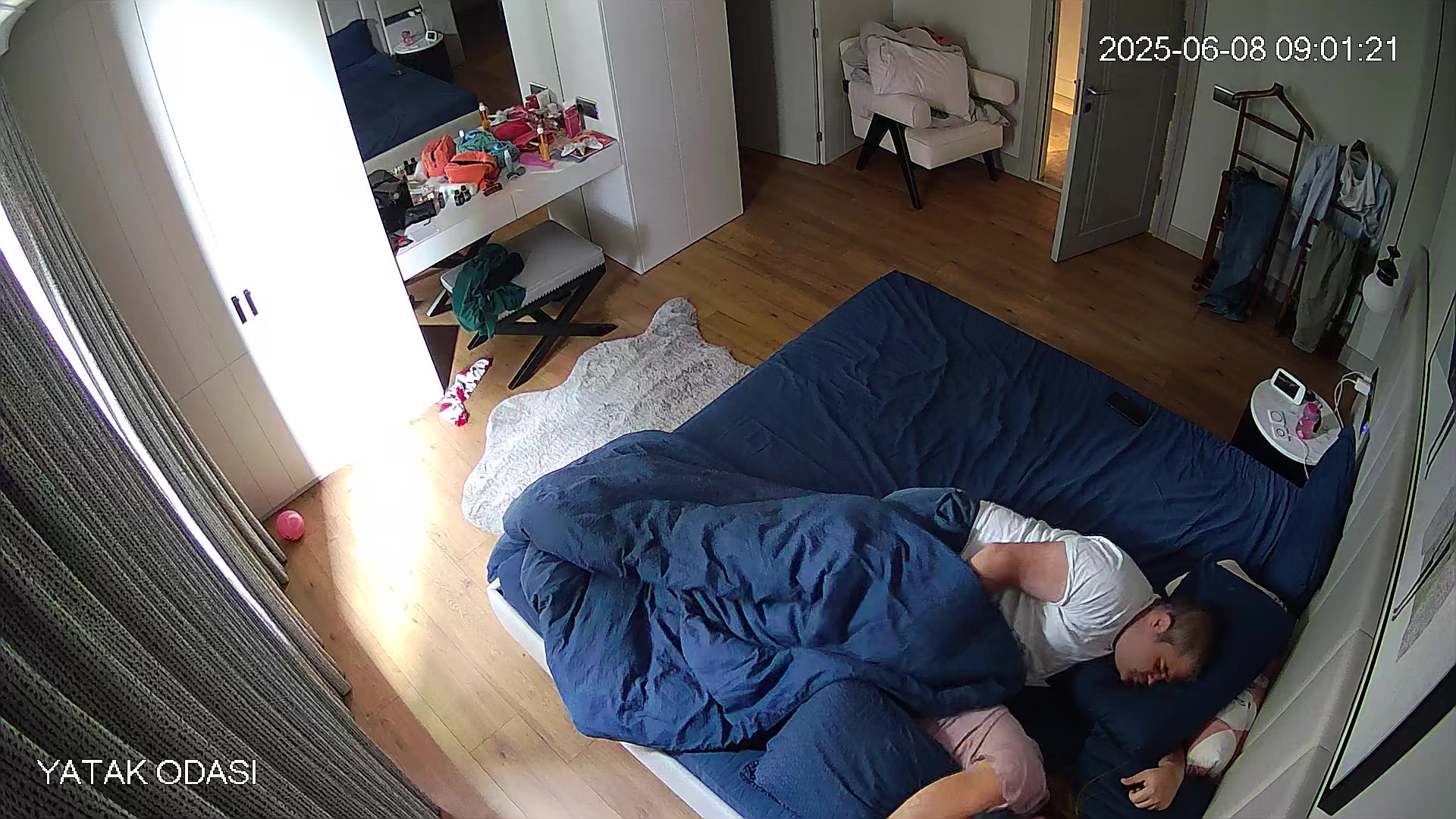 Hidden Voyeur — 1_4985649894631933681 — screenshot 2