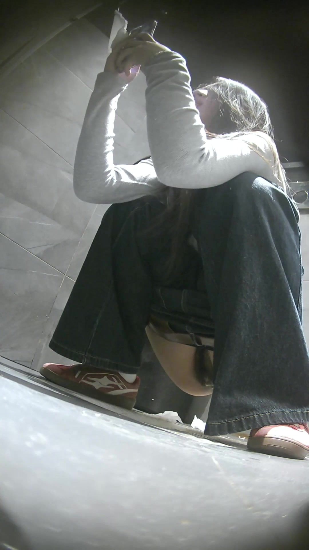 Toilet Spy — 0130(60) — screenshot 2
