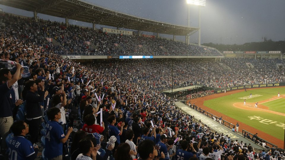 KBO 플레이오프 명당 좌석 추천 및 티켓 예매 꿀팁 완벽 정리 - 좌석별 특징과 명당 추천
