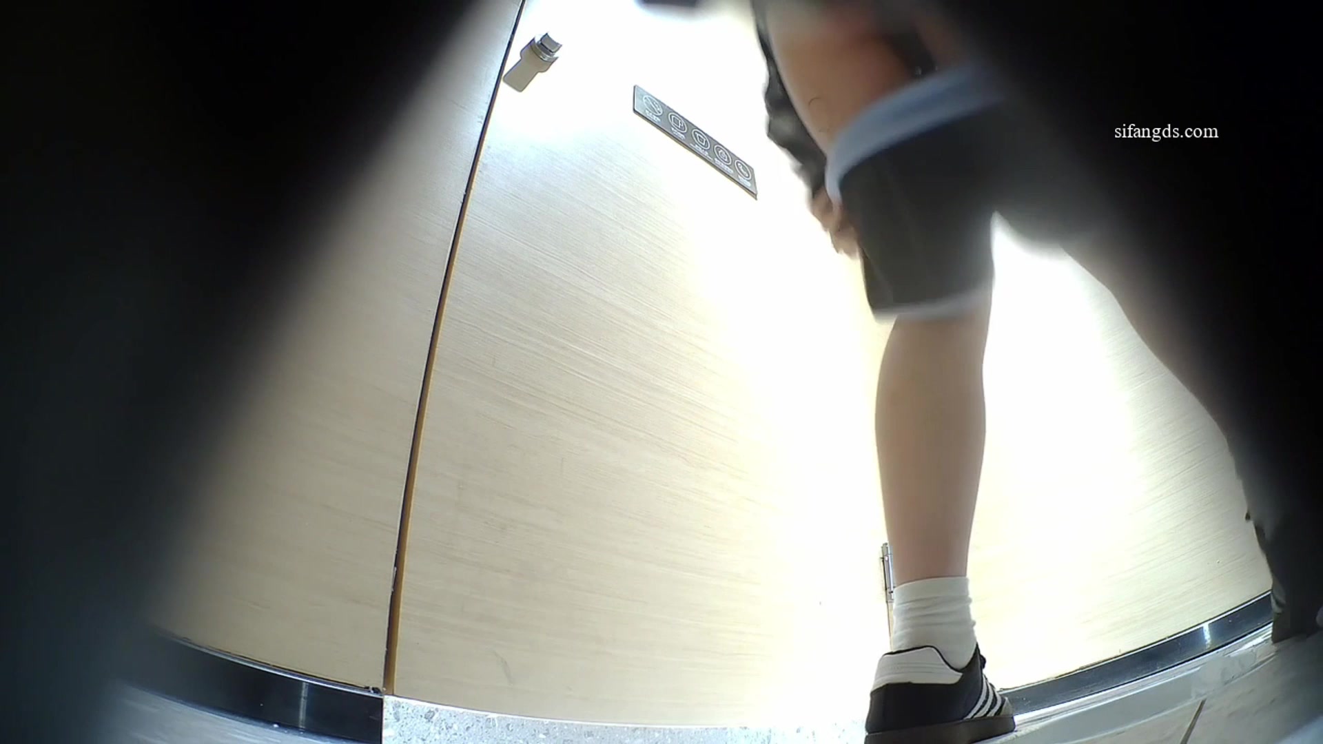 Toilet Spy — 0428(21) — screenshot 2
