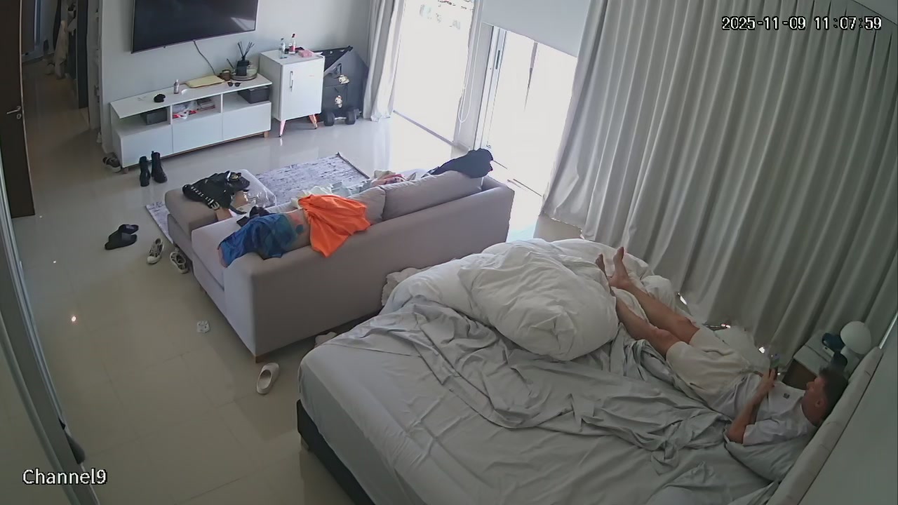 Hidden Voyeur — 1_4929612700406778091 — screenshot 2