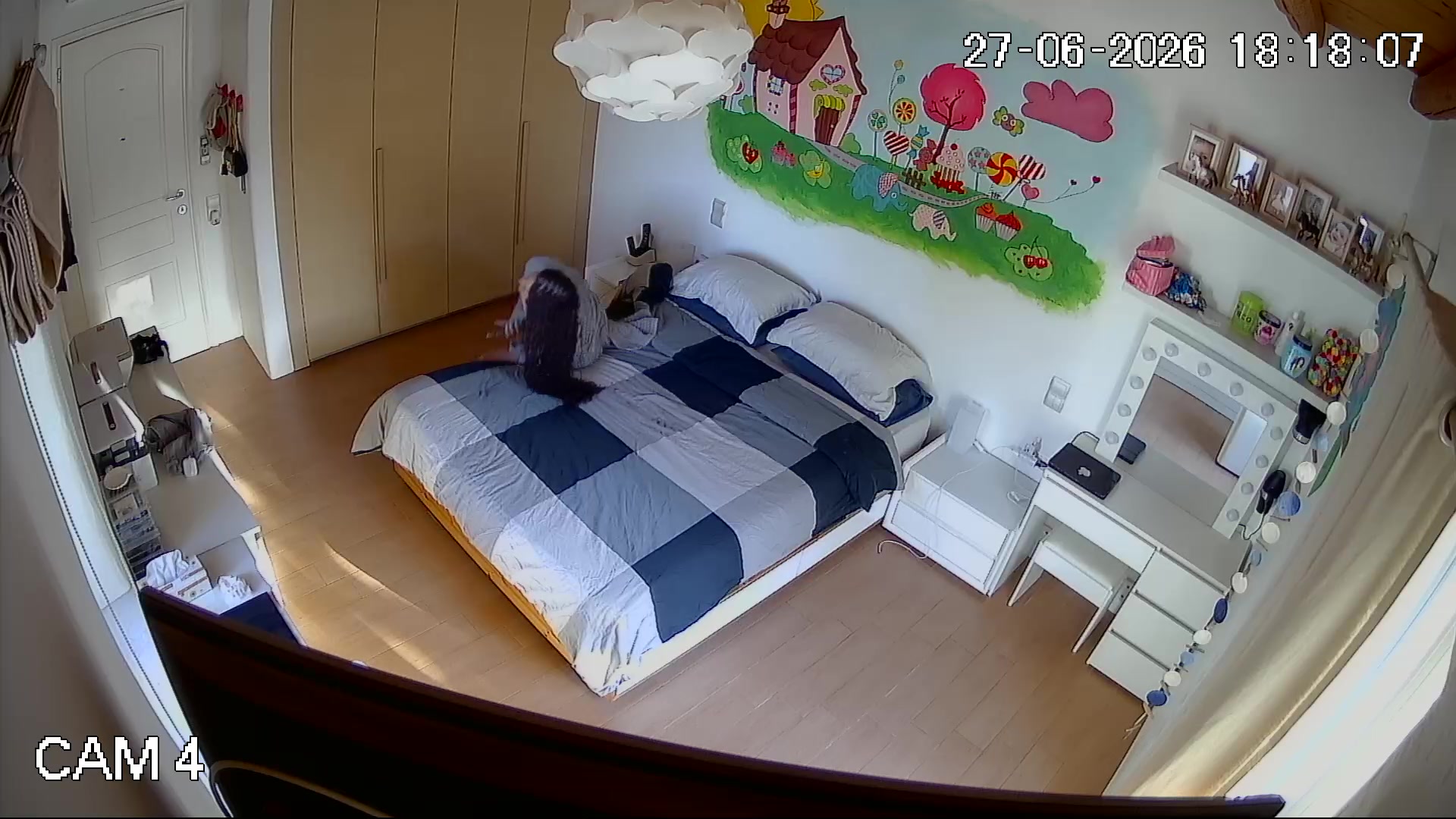 Hidden Voyeur — 1_5091381982185654215 — screenshot 2