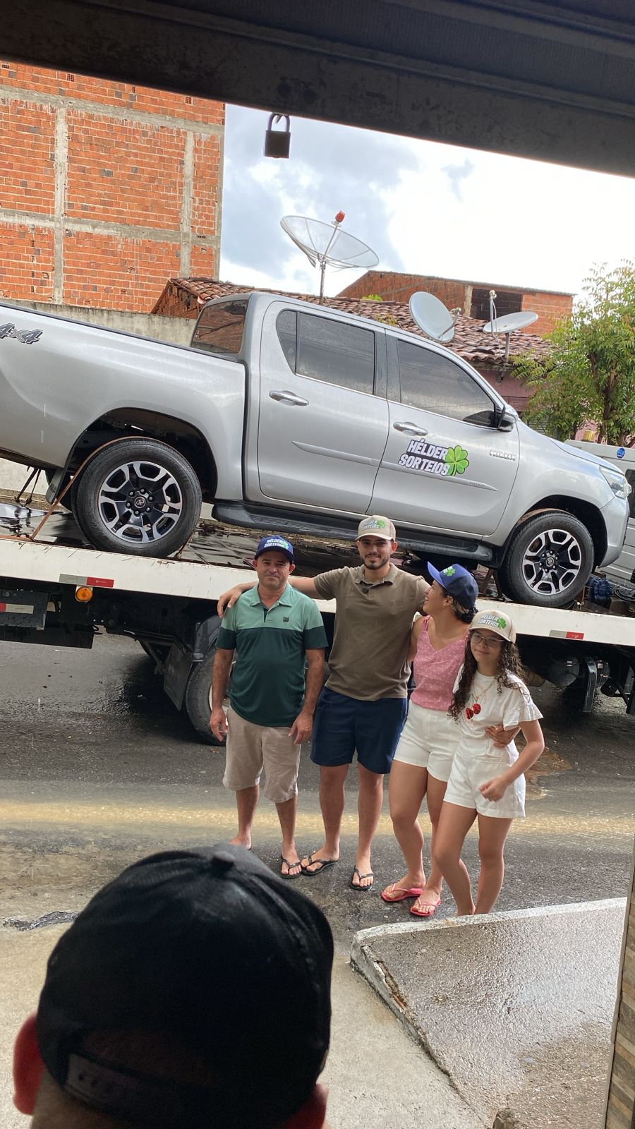 HILUX