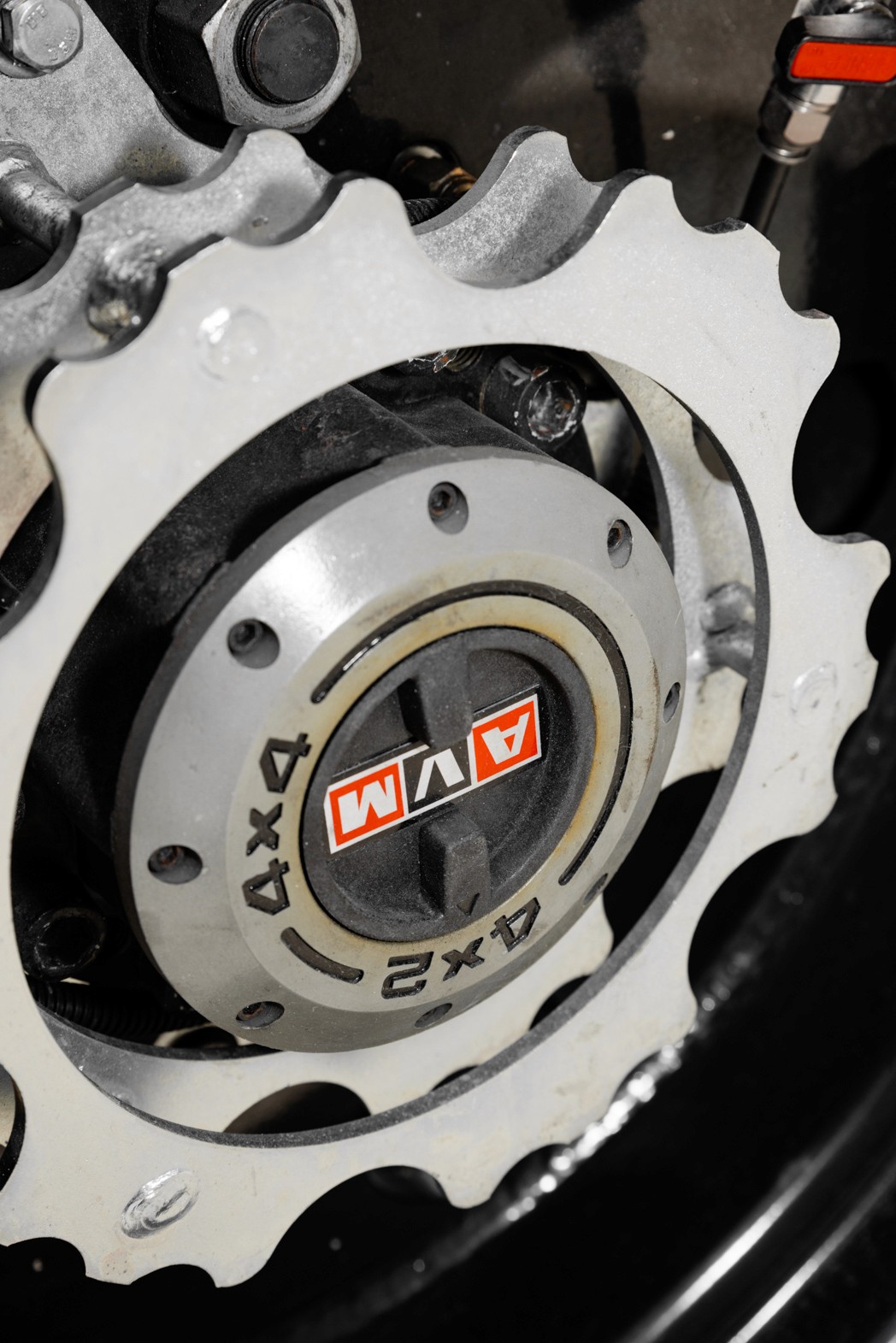 Locking hub