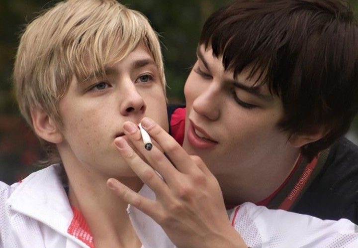 oh my god theyre so GAY