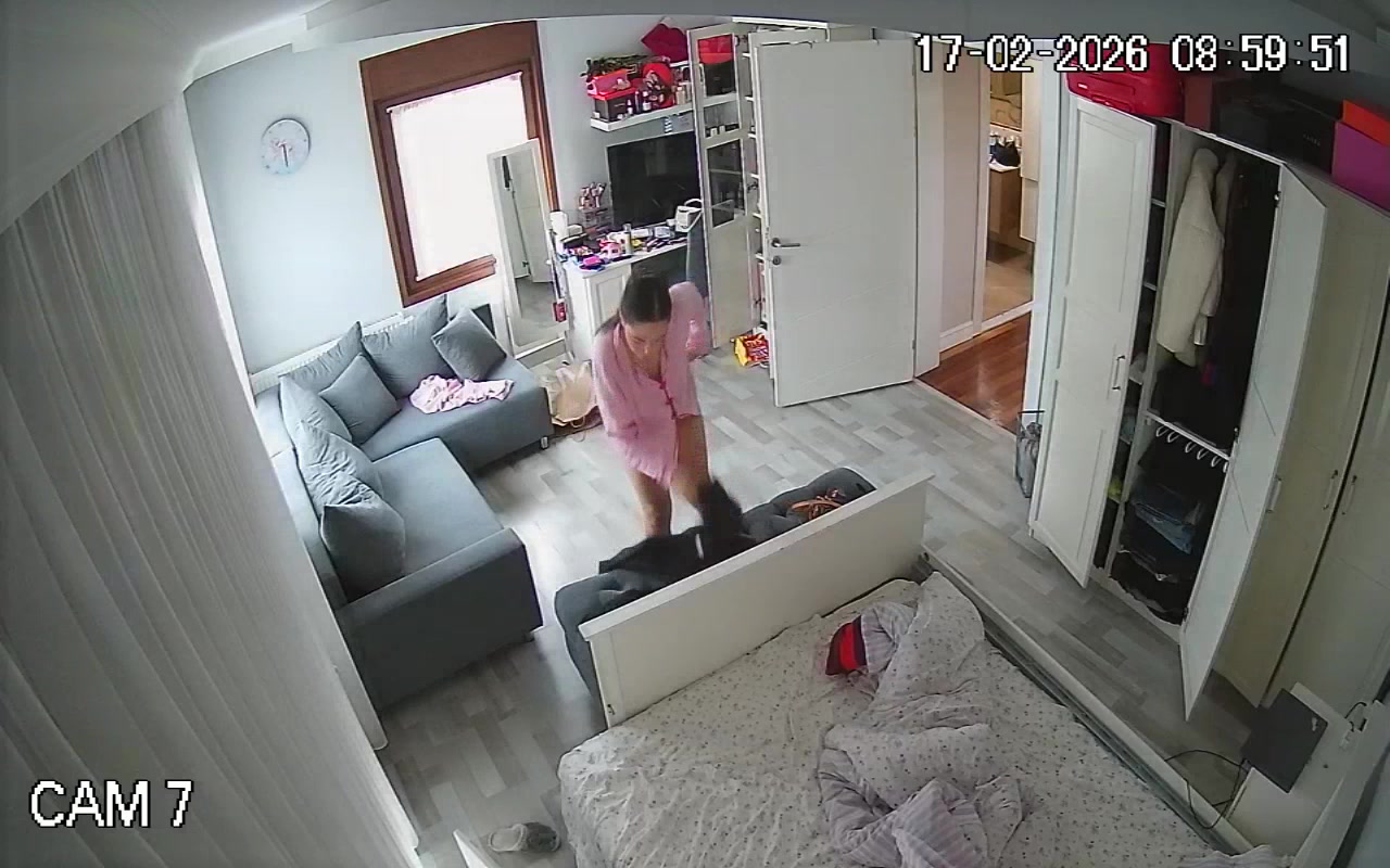 Hidden Voyeur — 1_5116462259027051963 — screenshot 2