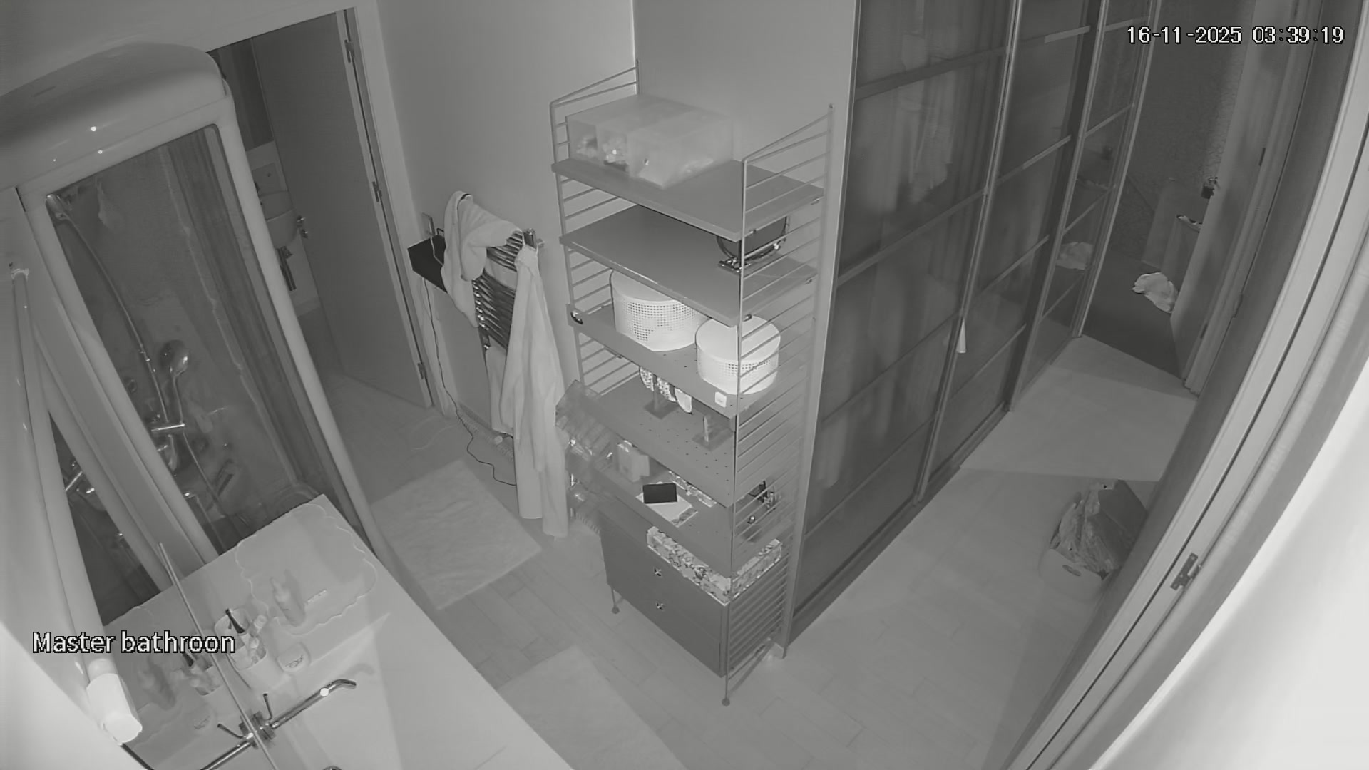 Hidden Voyeur 2 — 4_5830179359972924804 — screenshot 2