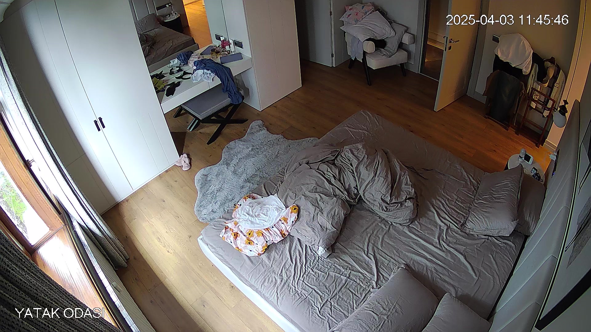 Hidden Voyeur — 1_4985649894631933670 — screenshot 2