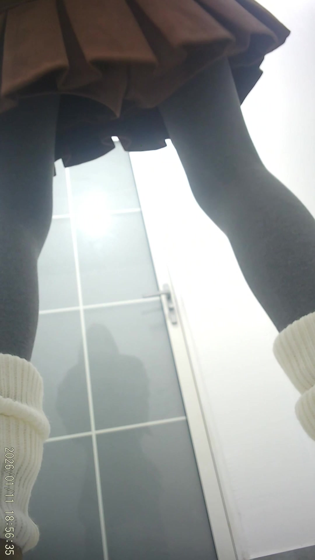 Toilet Spy — 0506(29) — screenshot 2
