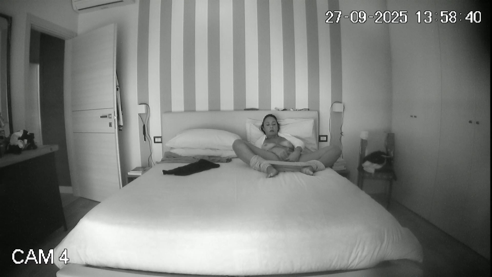 Hidden Voyeur — 1_5037717362254546916 — screenshot 2
