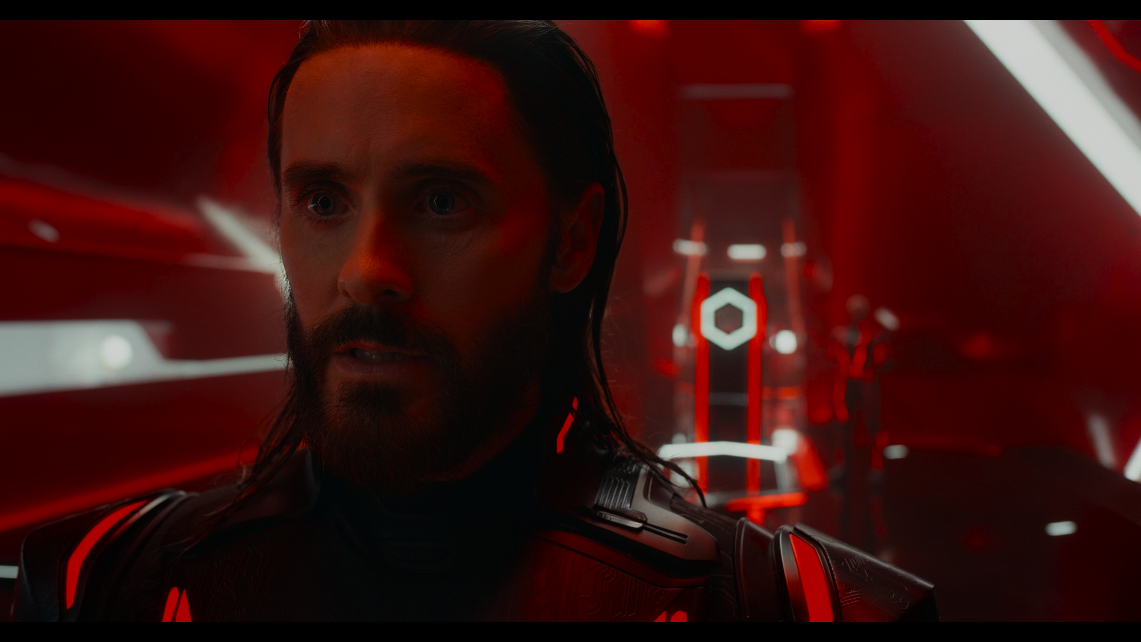 Tron Ares Cena 1