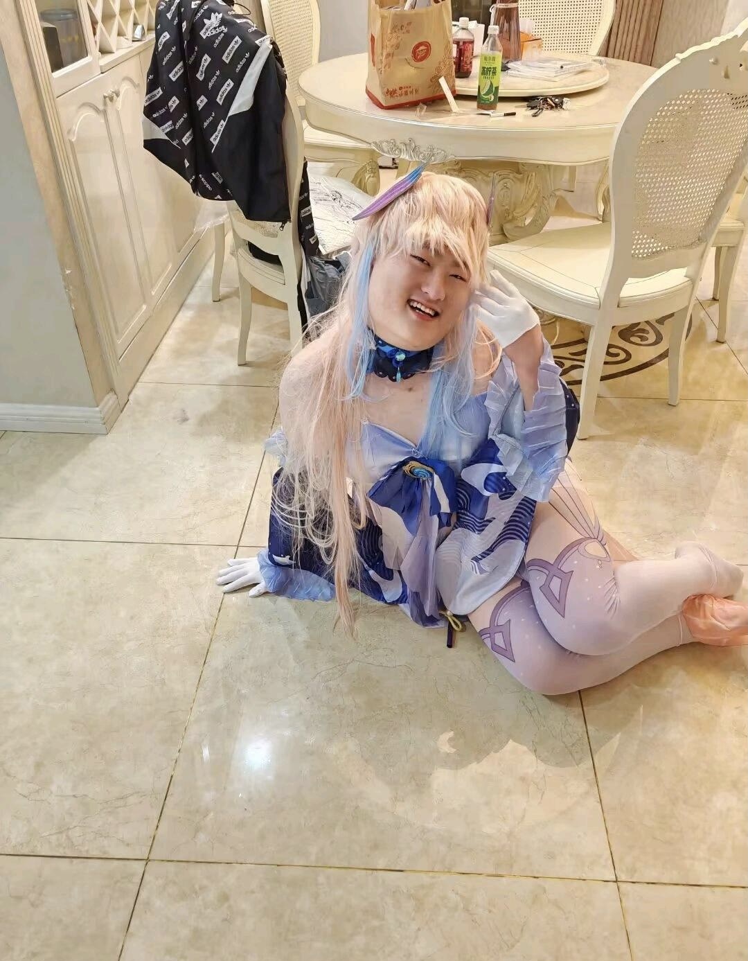 https://files.catbox.moe/wbmcoy.jpeg