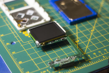 iPod 4th Gen Blacklight Colour Mod