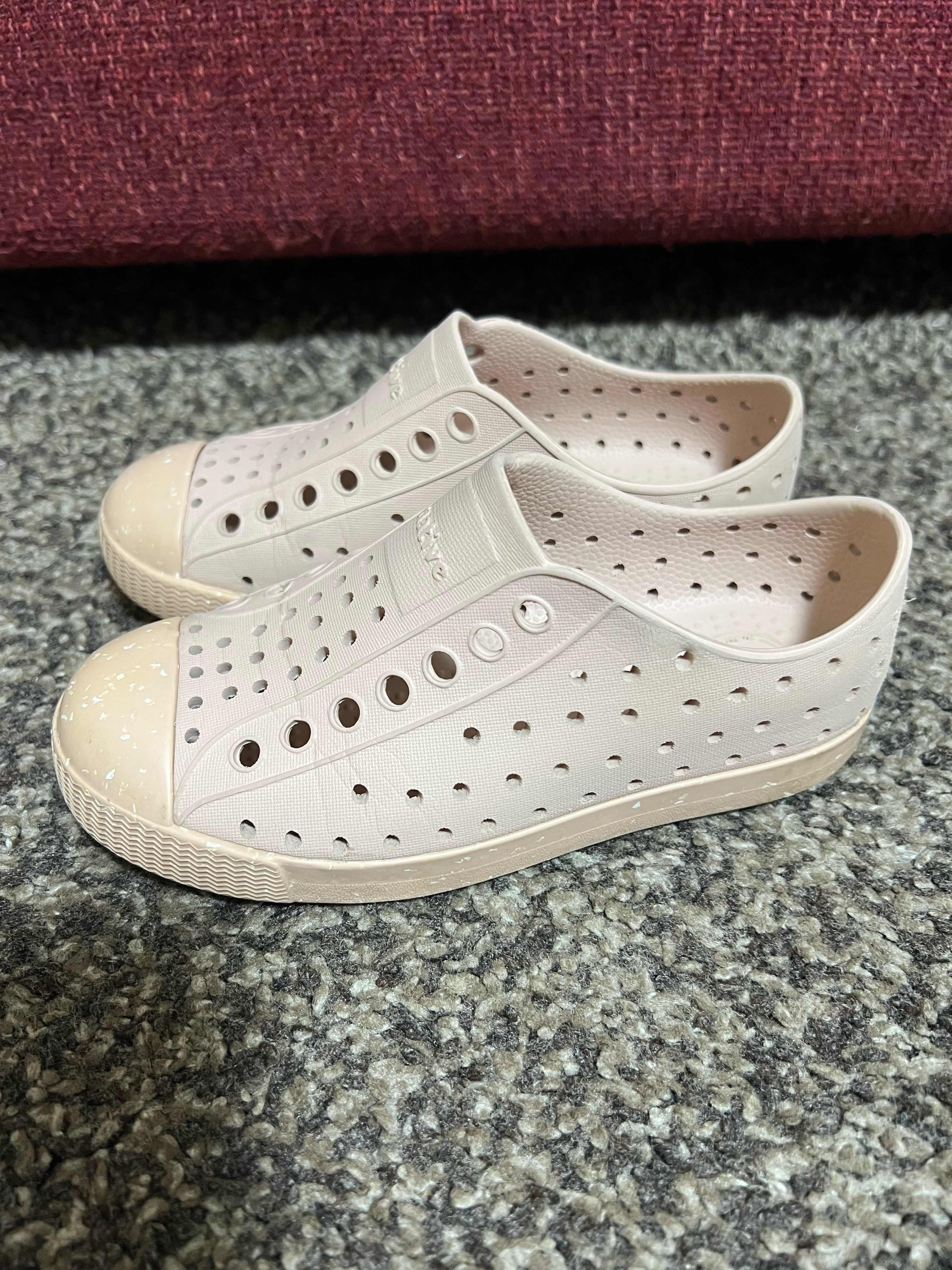 [出售] 全國 Native C11 C12 - 看板BabyProducts - PTT網頁版