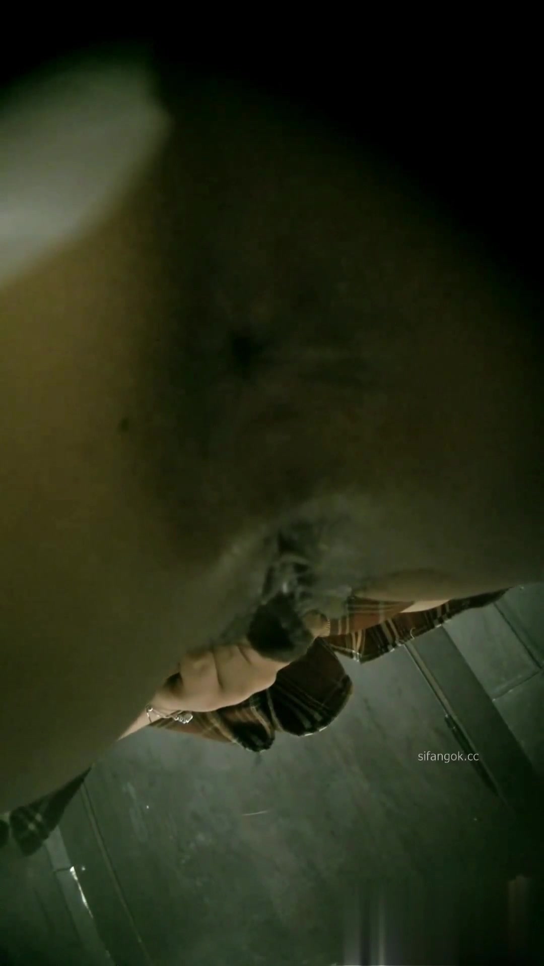 Toilet Spy — 0205(66) — screenshot 2