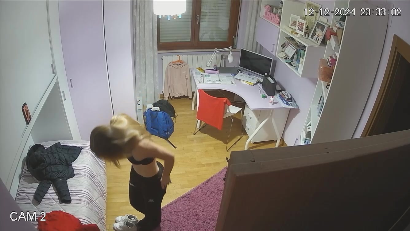 Hidden Voyeur 2 — 1_5091381982185654329 — screenshot 2