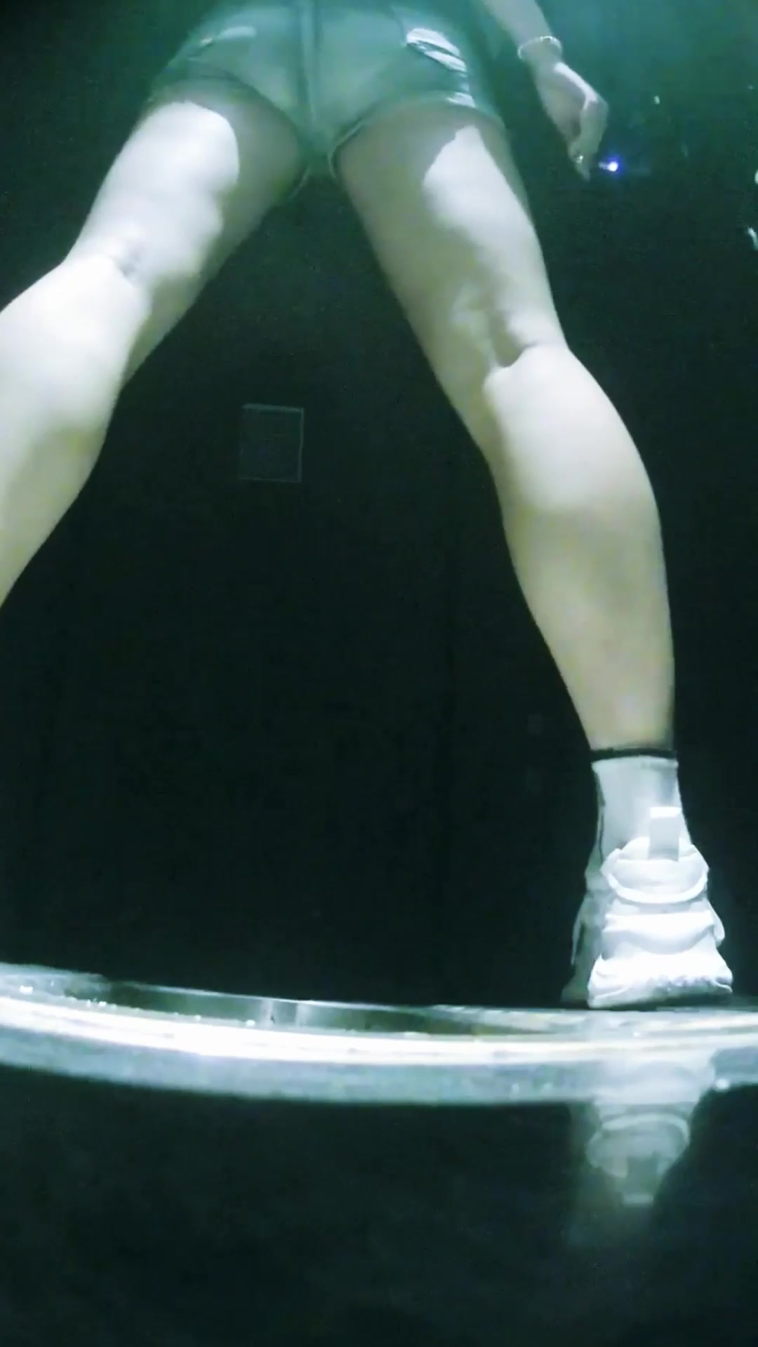 Toilet Spy — 0106(102) — screenshot 2