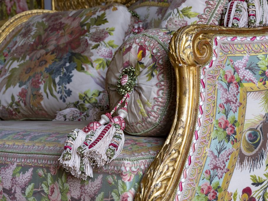 queens bedchamber detail