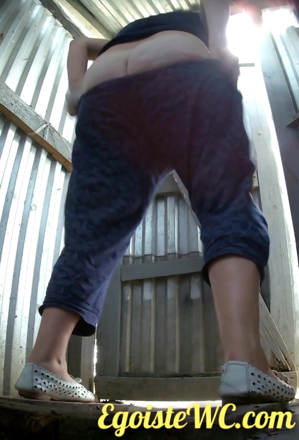 Toilet Spy — 1213(154) — screenshot 2