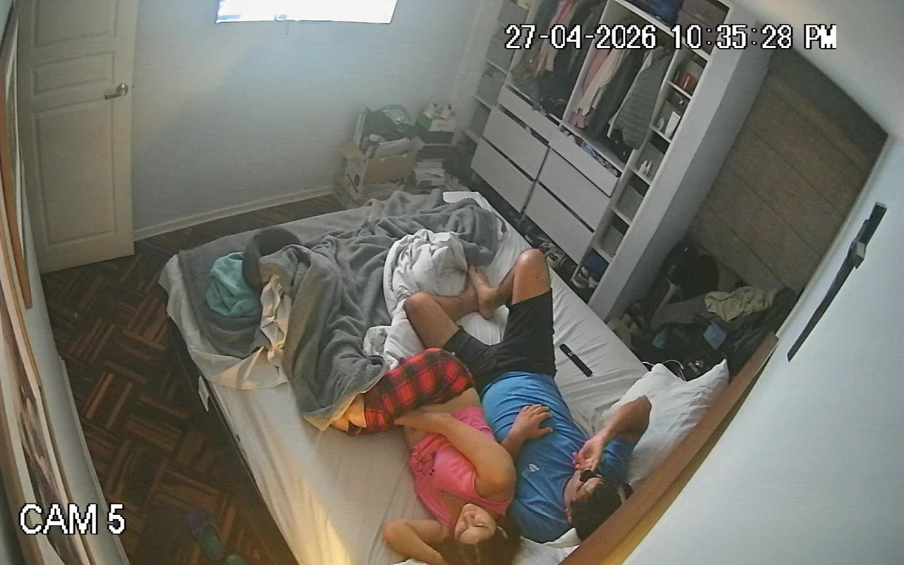 Hidden Voyeur — 1_4958556918806218852 — screenshot 2