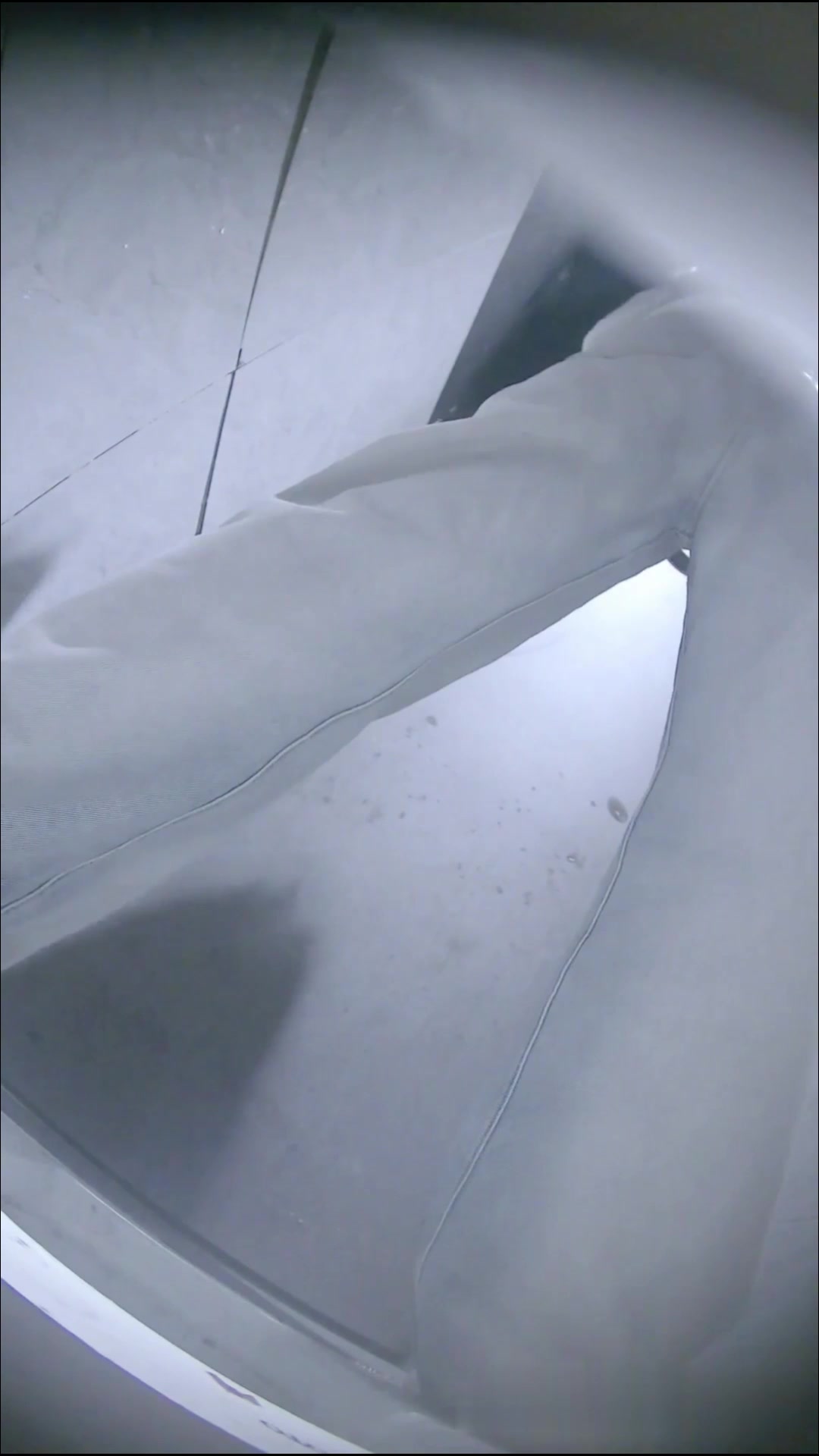 Toilet Spy — 0106(94) — screenshot 2