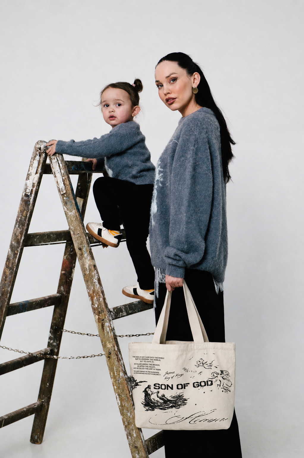 Mohair-Pulli und SON OF GOD Tote Bag im Bundle