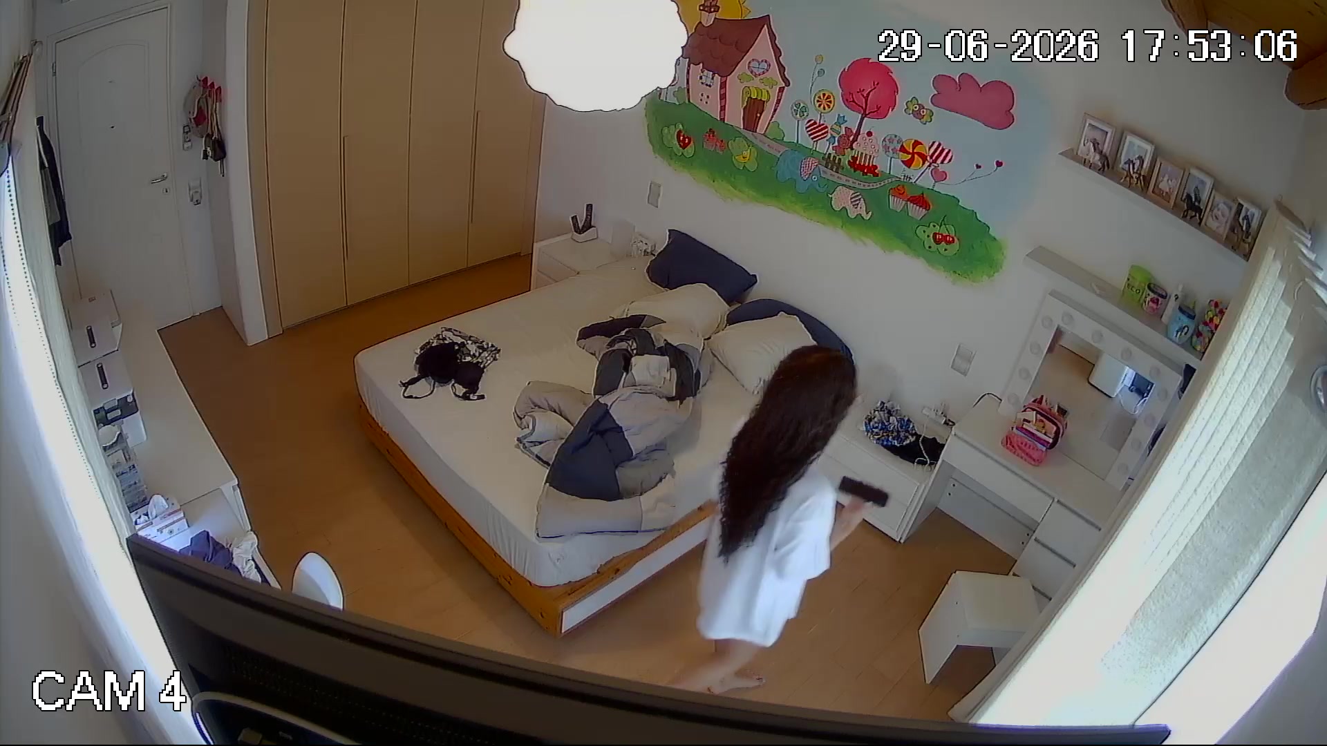 Hidden Voyeur — 1_5091381982185654216 — screenshot 2
